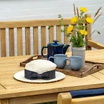 Hébergement de vacances With Views And Walking Distance To Nature