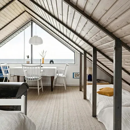 With Views And Walking Distance To Nature * Nyborg