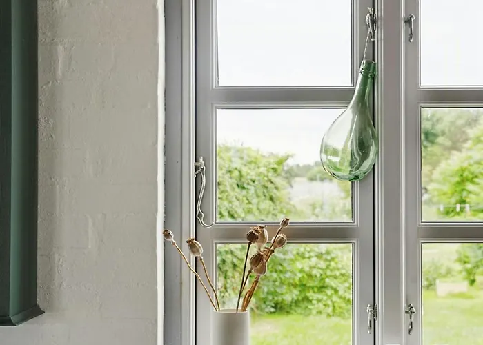 Hus Med Havudsigt Og Gaafstand Til Natur * Nyborg